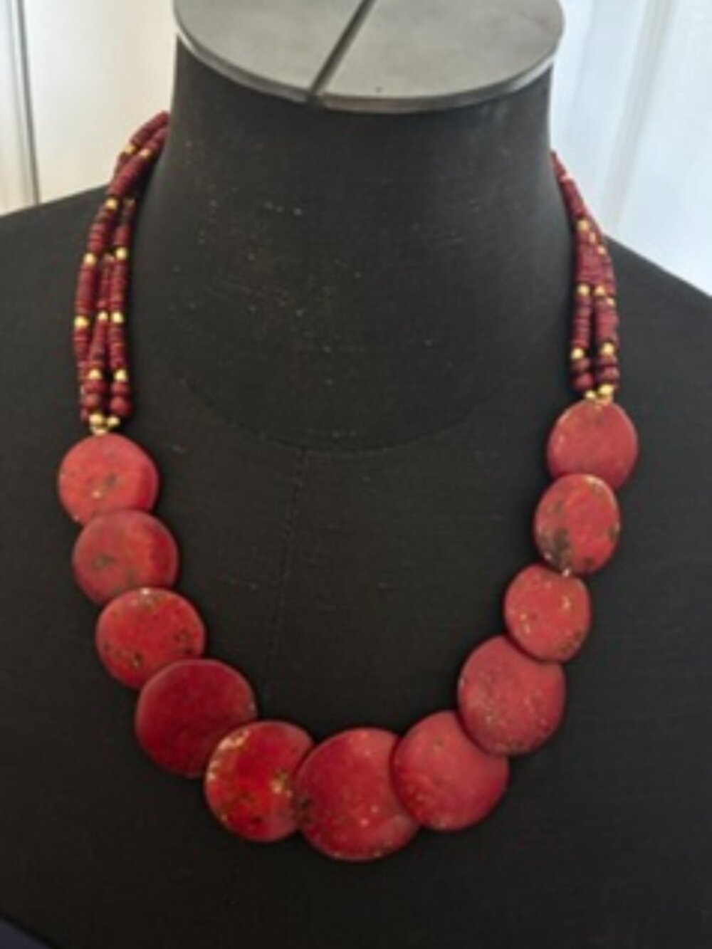 Vintage red/burgundy disc necklace